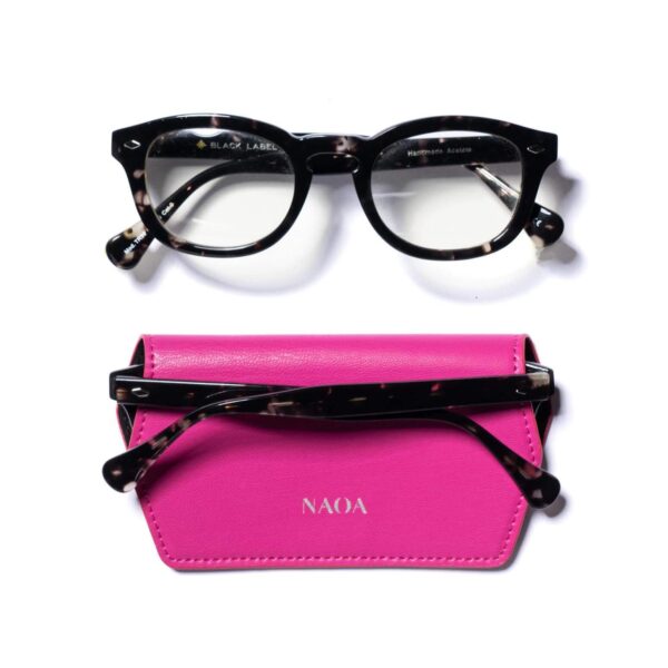glasses case fuchsia