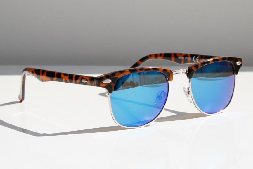 Woodstock - Choice of 2 Colours - Image 3