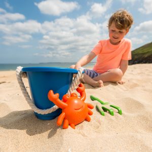 Yel 4-piece recycled plastic beach set with bucket, spade, rake and crab mould — BeachSupplies.co.uk